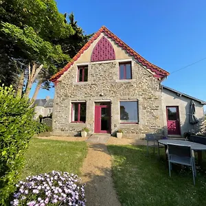 https://kerlauma.inbrittany.com
